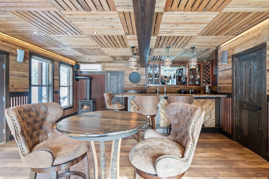 More Photos Of 1845 Hodgson Rd, Whitefish Hotel For Sale