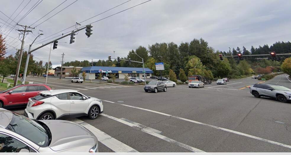 More Photos Of 1717-1723 NE Andresen Rd, Vancouver Freestanding For Lease
