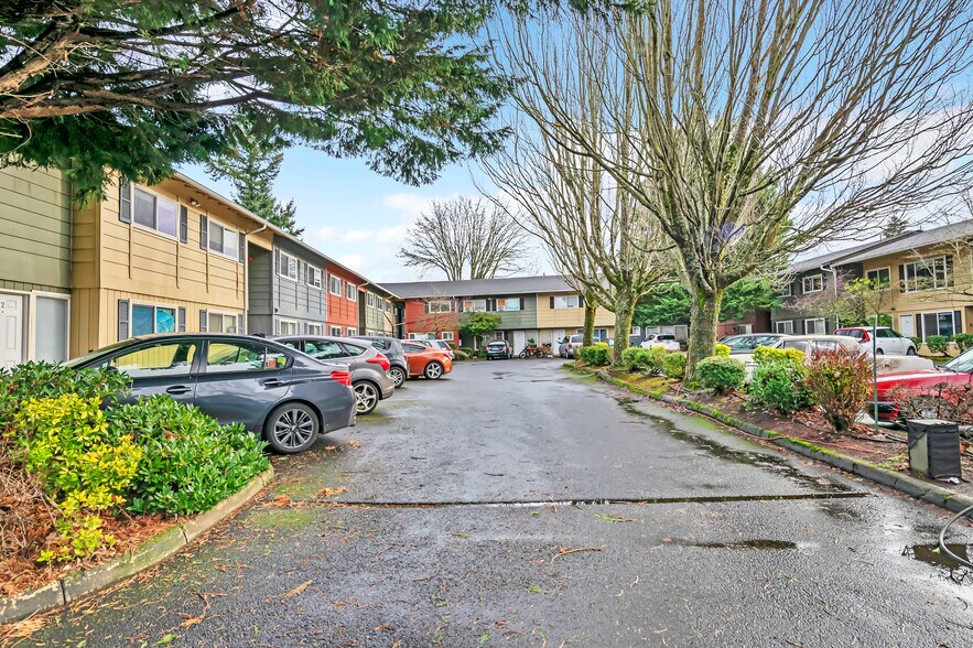 More Photos Of 2925 SE 50th Ave, Portland Apartments For Sale