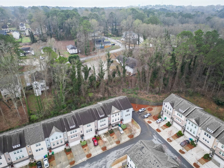 More Photos Of 2766 White Oak Dr, Decatur Religious Facility For Sale