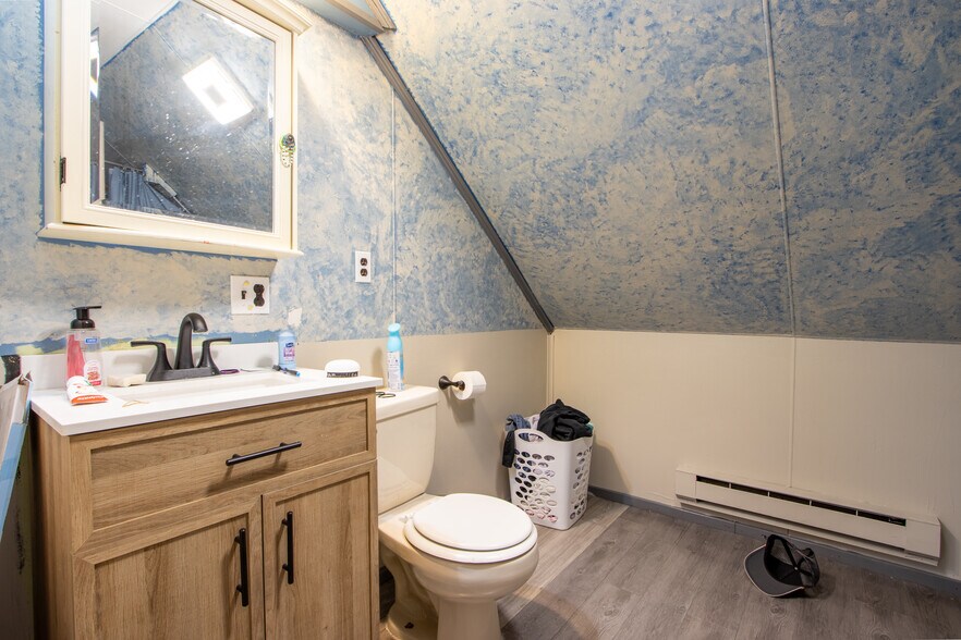 More Photos Of 19 Trestle Rd, Hancock Storefront Retail Office For Sale