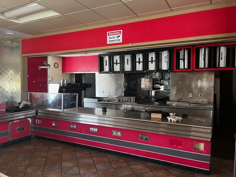 More Photos Of 5024 Sunset Rd, Charlotte Fast Food For Lease