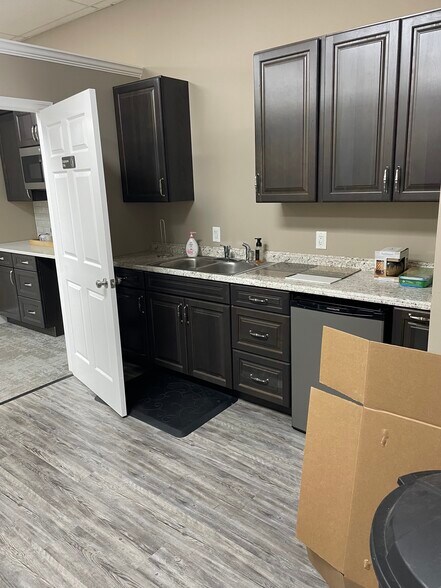 More Photos Of 4918 Main St, Spring Hill Storefront Retail Office For Sale