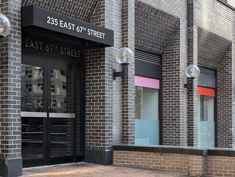 Primary Photo Of 235-260 E 68th St, New York Apartments For Lease