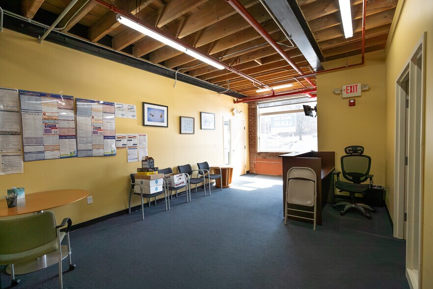 More Photos Of 40 Spruce St, Leominster Medical For Lease