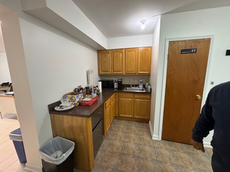 More Photos Of 2518 Francis Lewis Blvd, Flushing Office For Sale