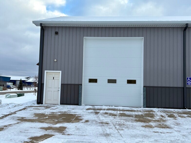 More Photos Of 1461 Industry Dr, Traverse City Industrial For Lease