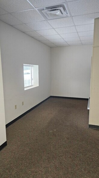 Primary Photo Of 1146 Elma G Miles Pky, Hinesville Self Storage For Lease