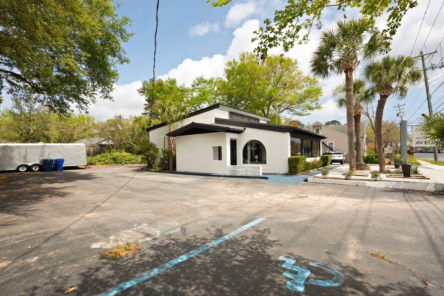 More Photos Of 916 Savannah Hwy, Charleston Freestanding For Lease