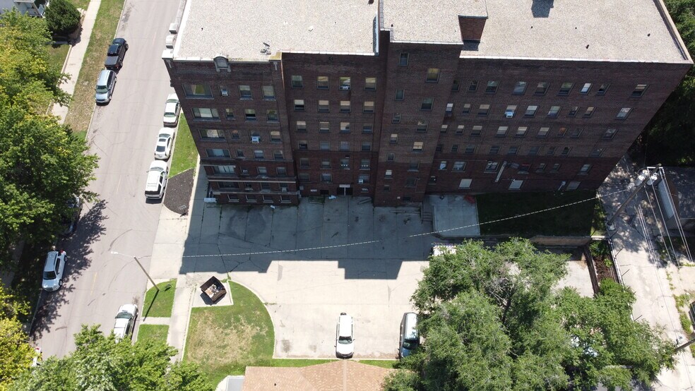 More Photos Of 217 19th St, Sioux City Apartments For Sale