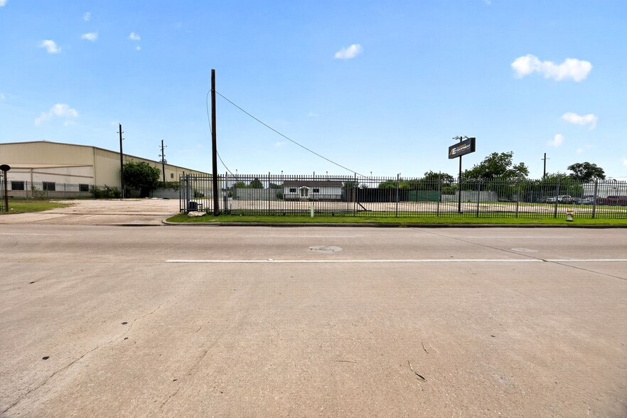 More Photos Of 12222 N Houston Rosslyn Rd, Houston Land For Lease
