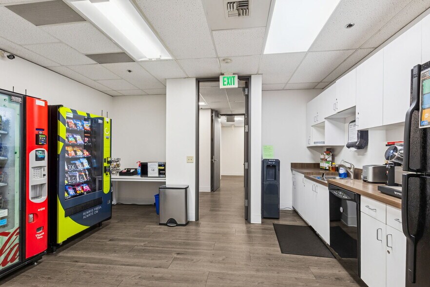 More Photos Of 14205 SE 36th St, Bellevue Office Residential For Sale