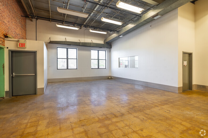 More Photos Of 50 Parkway Ave, Ewing Township Land For Lease