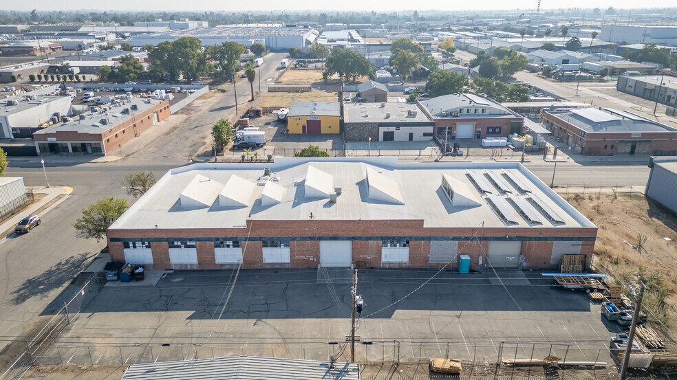 More Photos Of 1900 S Van Ness Ave, Fresno Warehouse For Sale
