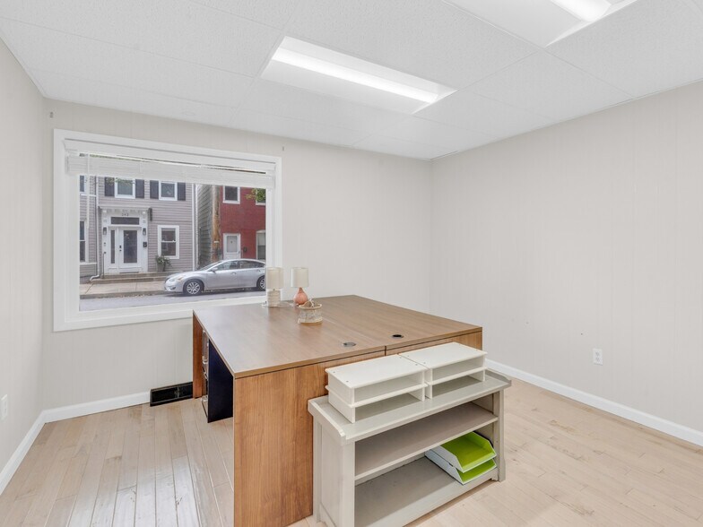 More Photos Of 239 E Main St, Westminster Office For Sale