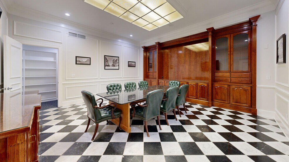 More Photos Of 99 6th St SW, Winter Haven Office For Lease