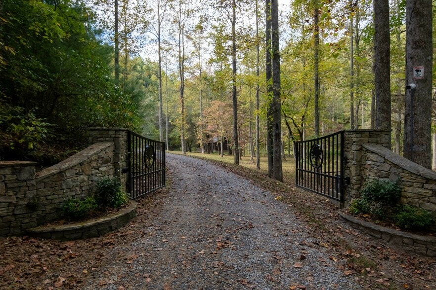 More Photos Of 2108 River Hill Road, Murphy Land For Sale