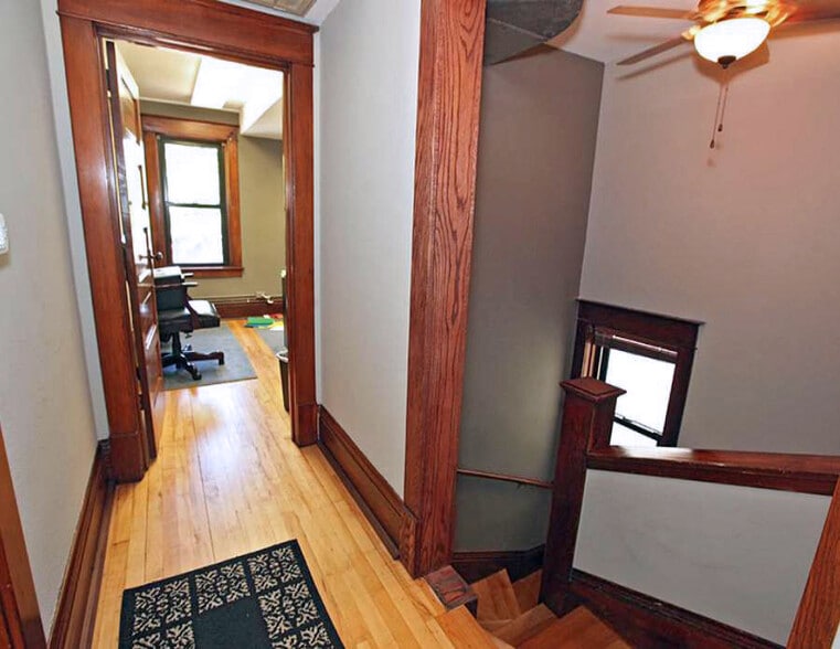 More Photos Of 777 7th St E, Saint Paul Office For Lease