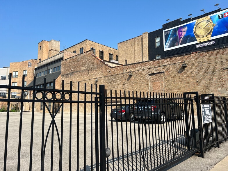 More Photos Of 1332 N Halsted St, Chicago Loft Creative Space For Lease