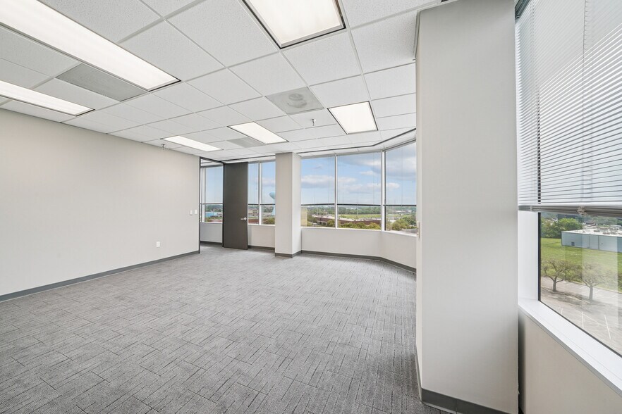 More Photos Of 1150 Gemini St, Houston Office For Lease