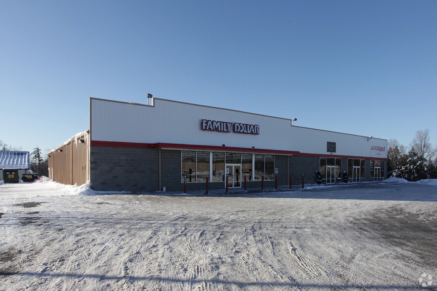 More Photos Of 11 Garland Ln, Greenville Storefront For Lease