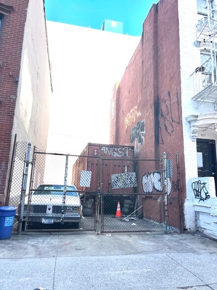 Primary Photo Of 455 Keap St, Brooklyn Land For Lease