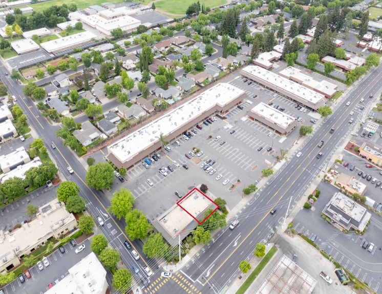 More Photos Of 2605 Coffee Rd, Modesto Freestanding For Lease