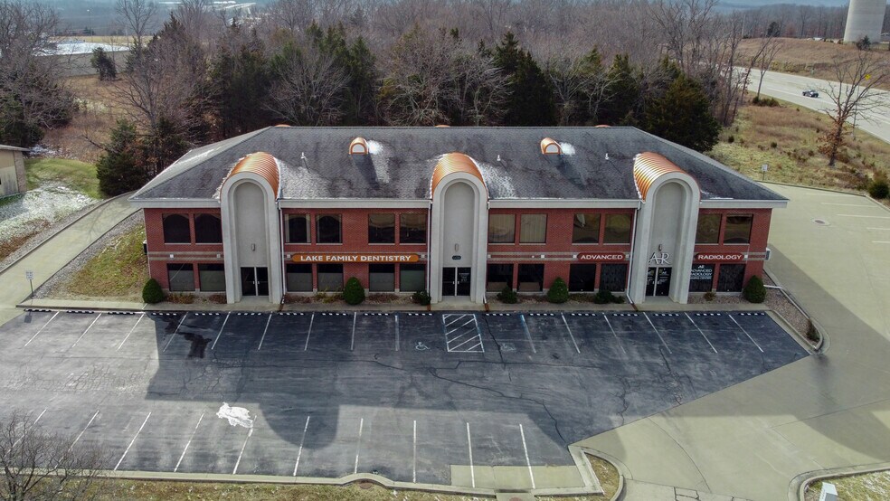 Primary Photo Of 1037 Palisades Blvd, Osage Beach Medical For Sale