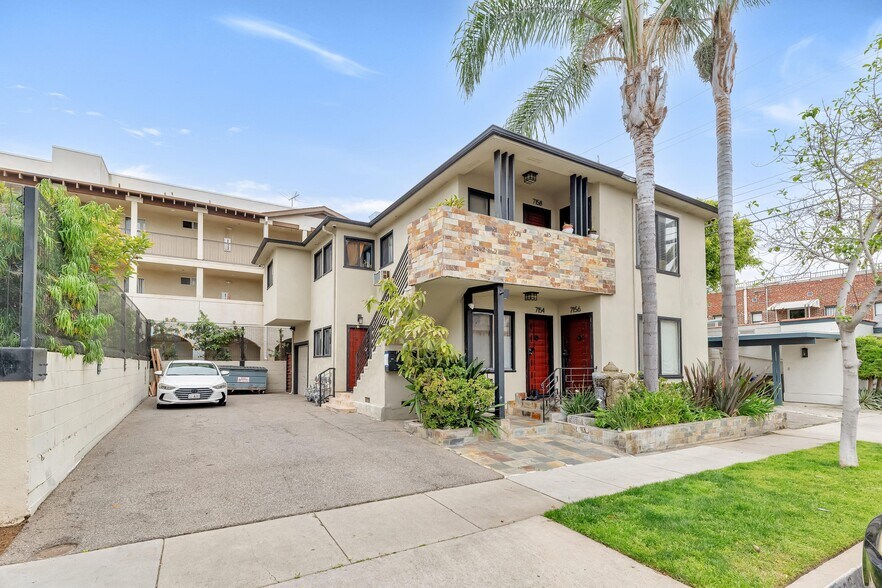 More Photos Of 7154 Lexington Ave, West Hollywood Apartments For Sale