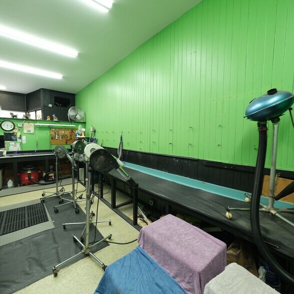 More Photos Of 551 Park Avenue, Cranston Warehouse For Sale