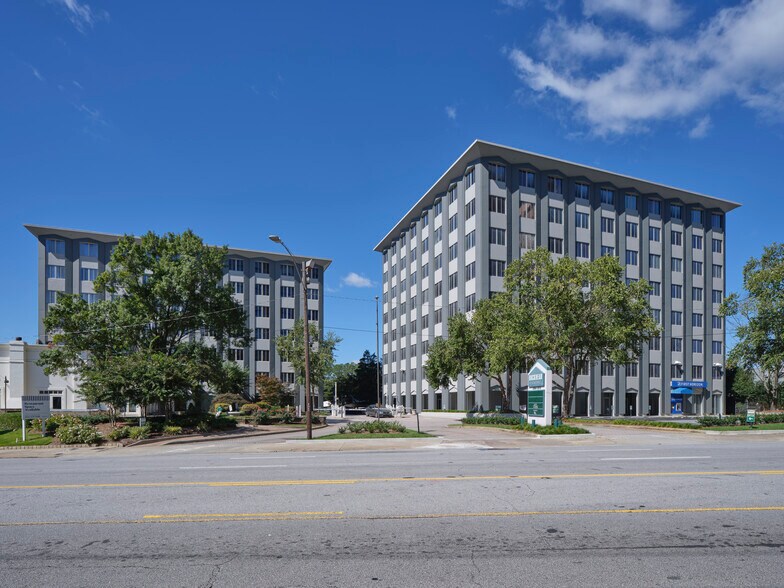 More Photos Of 2970 Peachtree Rd NW, Atlanta Unknown For Lease