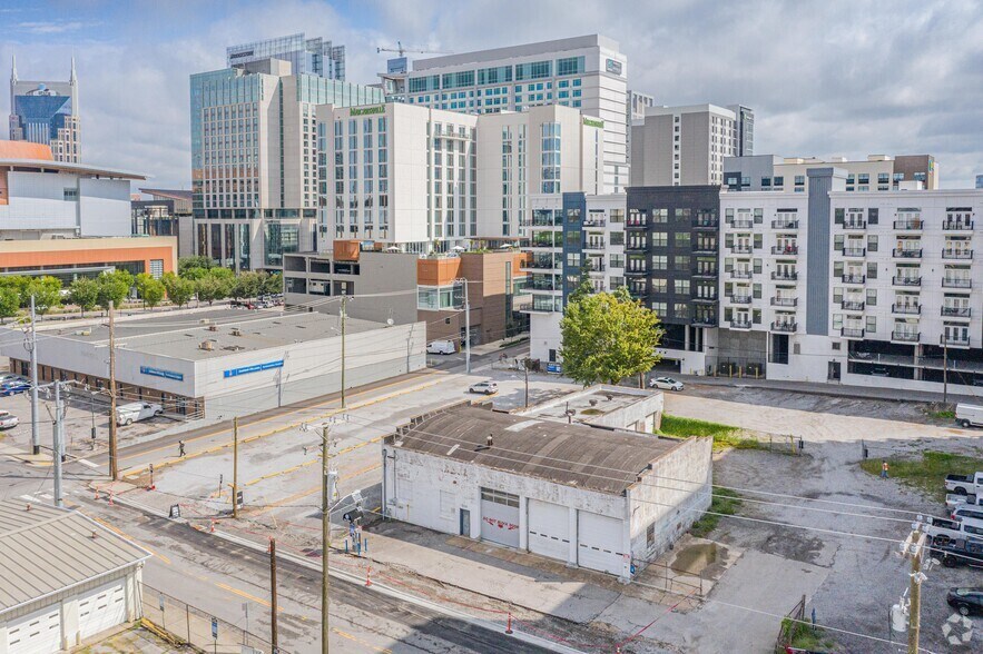 More Photos Of 504 6th Ave S, Nashville Restaurant For Sale
