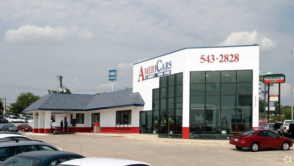 Primary Photo Of 5930 Bandera Rd, San Antonio Auto Dealership For Sale