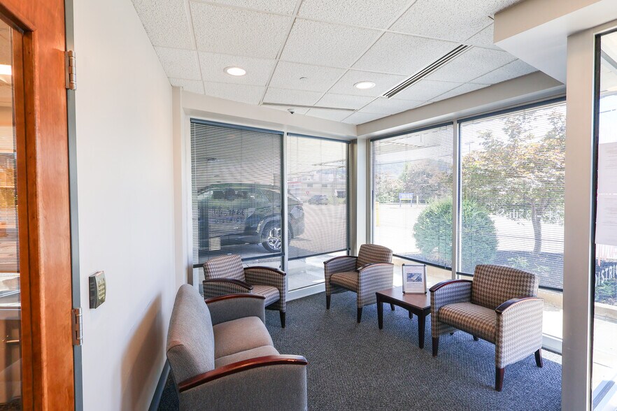 More Photos Of 31 35th St, Pittsburgh Warehouse For Lease