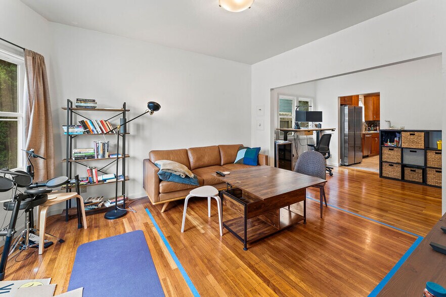 More Photos Of 74 Pearl St, Oakland Apartments For Sale