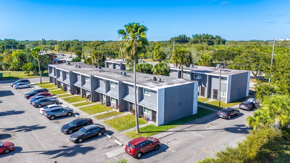 More Photos Of 825 E University Blvd, Melbourne Apartments For Sale