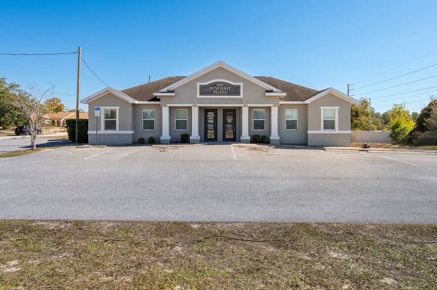 Primary Photo Of 6800-6810 Mariner Blvd, Spring Hill Office For Sale
