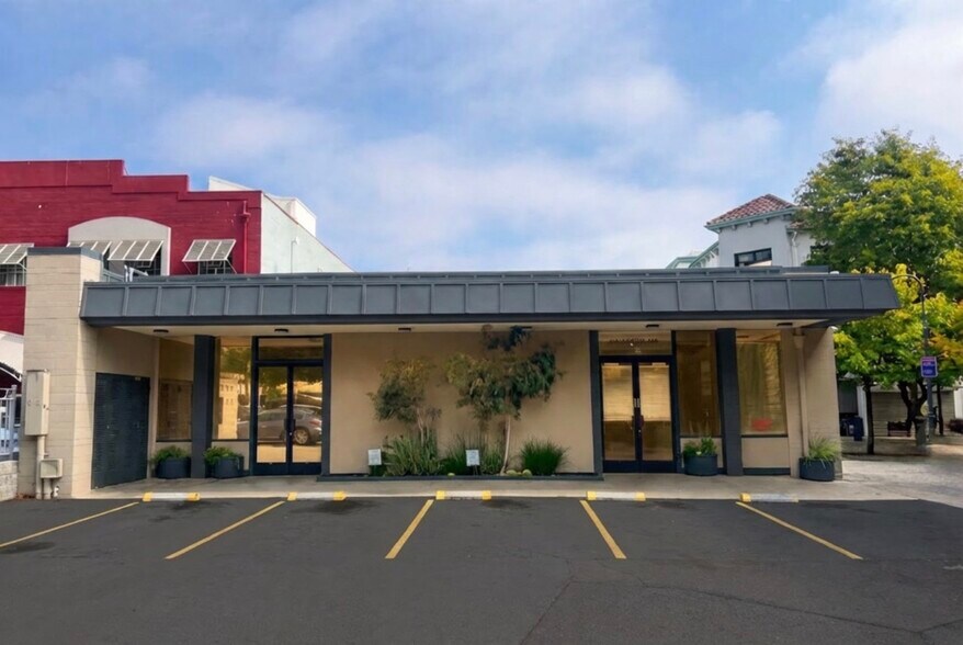 Primary Photo Of 1541 Pacific Ave, Santa Cruz Storefront For Lease