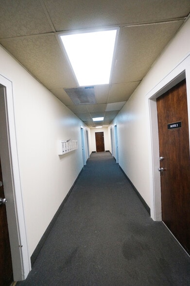 More Photos Of 191-193 Main St, Hackensack Storefront Retail Office For Lease