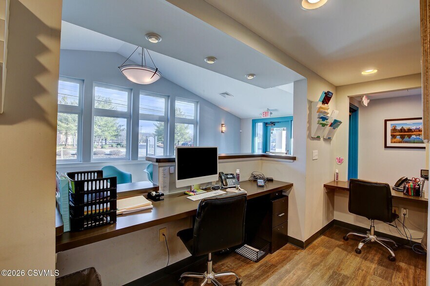 More Photos Of 121 Jpm Rd, Lewisburg Medical For Sale