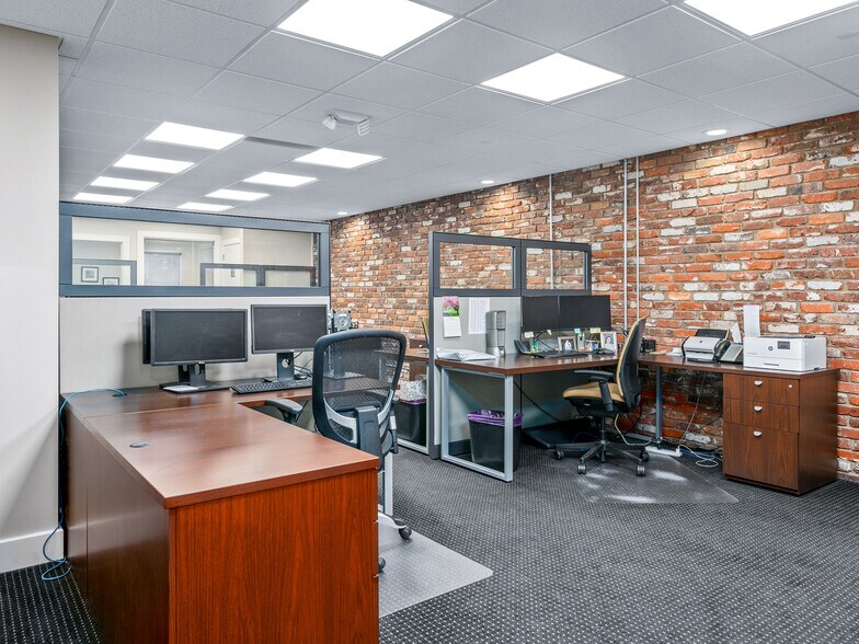 More Photos Of 5 Doctors Park, Asheville Medical For Lease