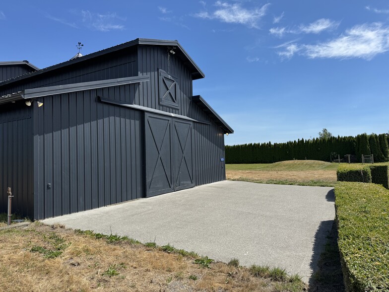 More Photos Of 14285 Laconner Whitney rd, Mount Vernon General Retail For Lease