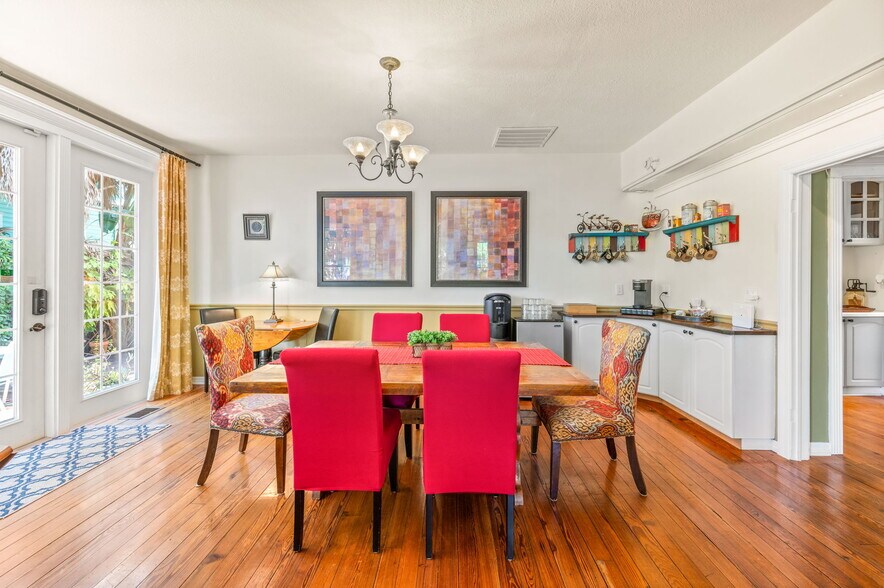 More Photos Of 89 Cedar St, Saint Augustine Hotel For Sale