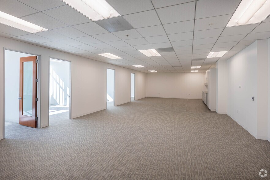Photo of 4th Floor Ste 445