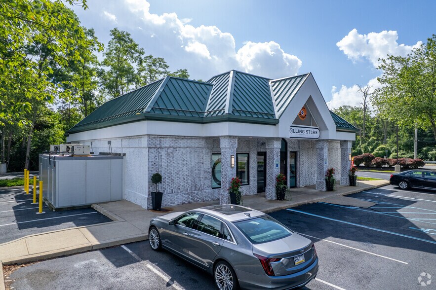 More Photos Of 4855 West Chester Pike, Newtown Square Unknown For Lease