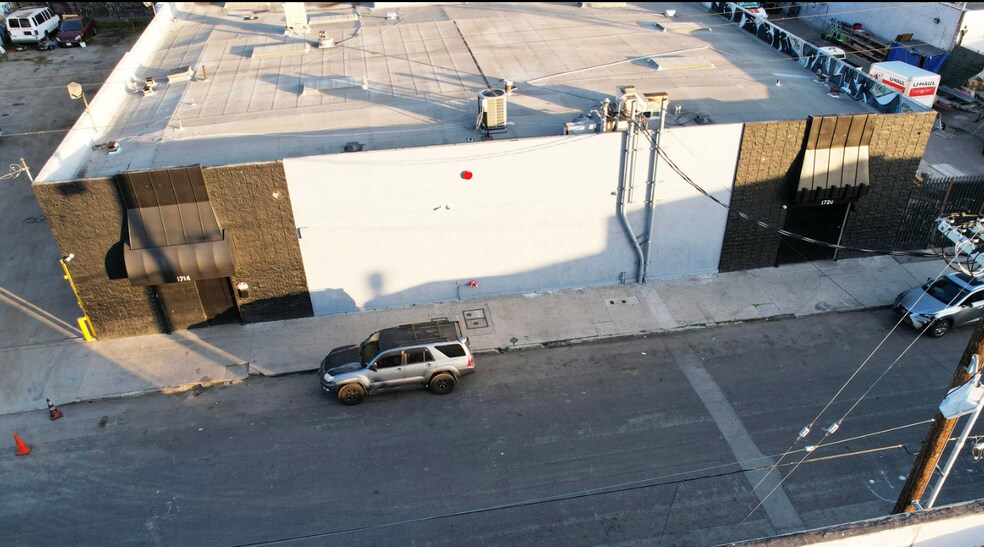 More Photos Of 1714 Wall St, Los Angeles Manufacturing For Lease