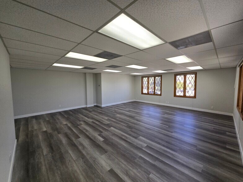 More Photos Of 3871 E Colorado Blvd, Pasadena Office For Lease