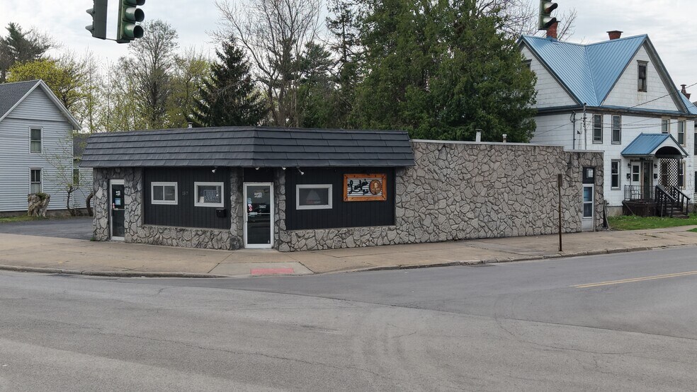 Primary Photo Of 157 Whitesboro St, Yorkville Storefront For Sale