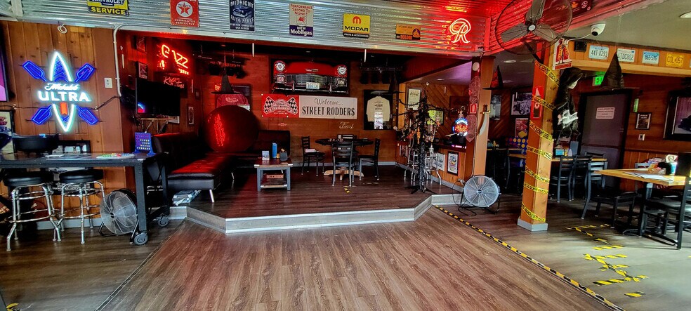 More Photos Of 18247 Highway 9, Mount Vernon Restaurant For Sale