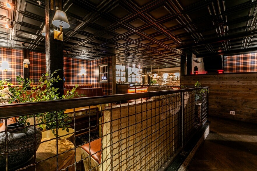 More Photos Of 268 Main St, Park City Storefront Retail Office For Sale